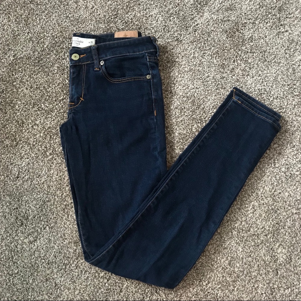 Abercrombie Dark Wash Jegging